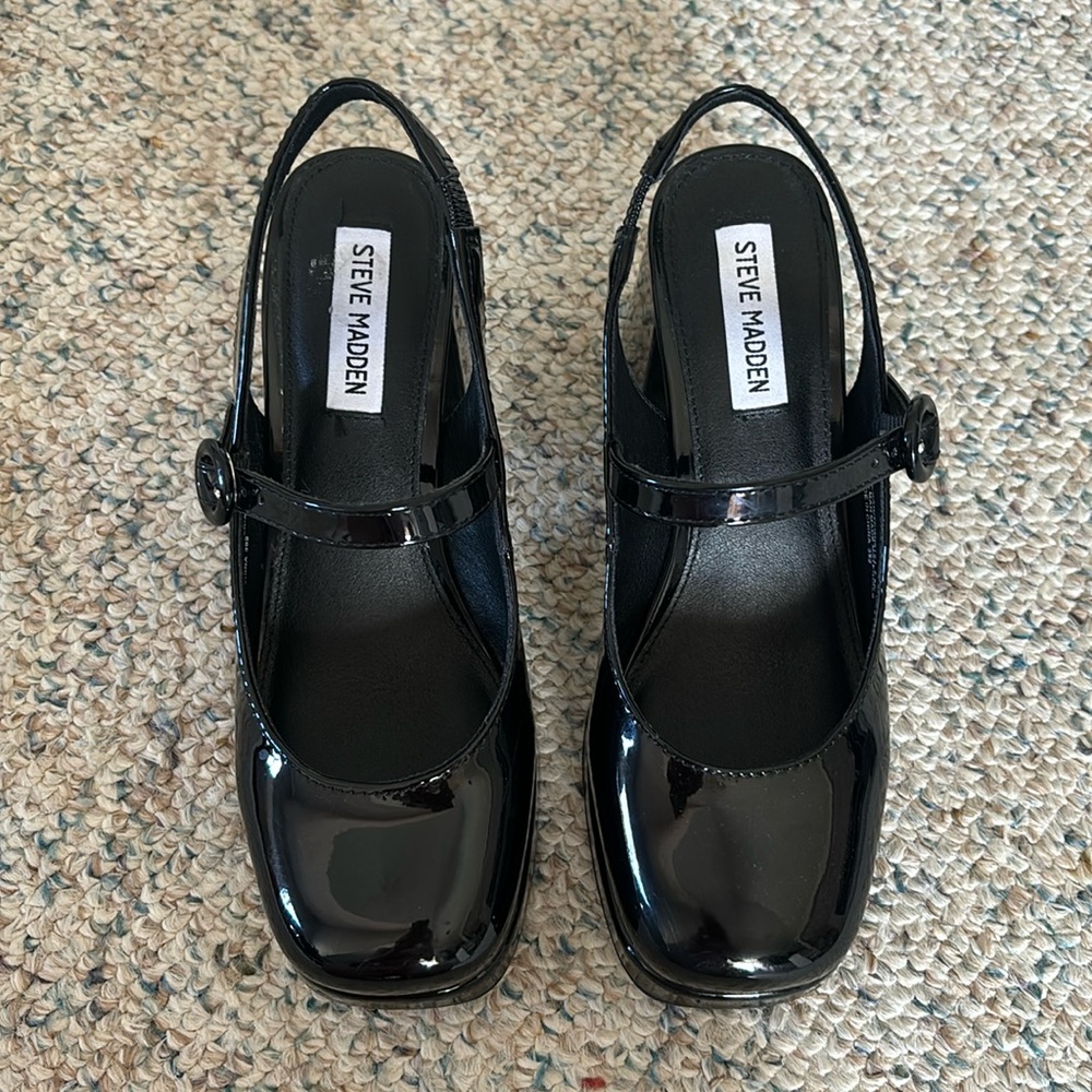 Steve Madden patent leather Mary Janes